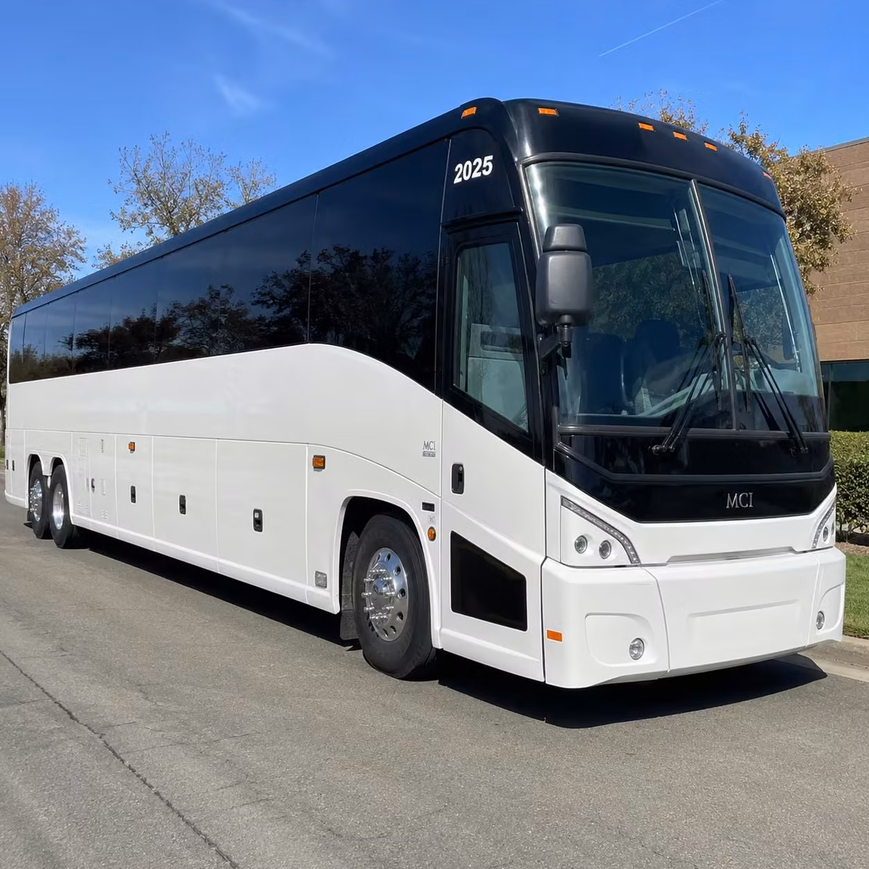 employee shuttle services along lewisville s i 35e corridor