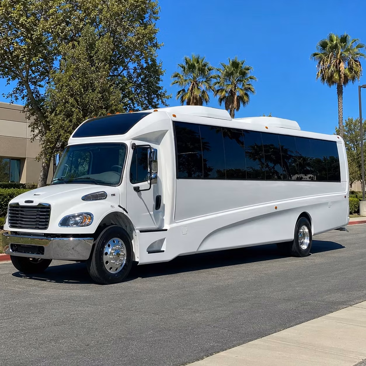 minibus and charter bus rentals for lewisville youth and amateur sports teams